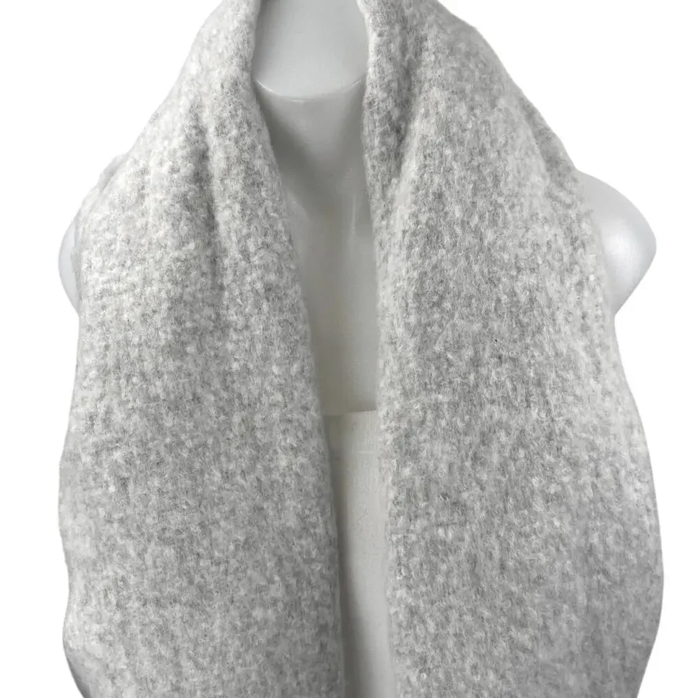 American Eagle Light Gray Fleece Fringe Hem Neck Shawl Wrap Scarf One Size